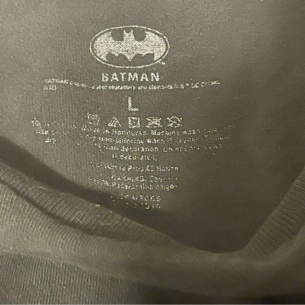 Batman Shirt Men Large Black Joker‎ Crazy Guns Graphic Lightweight Casual Tee